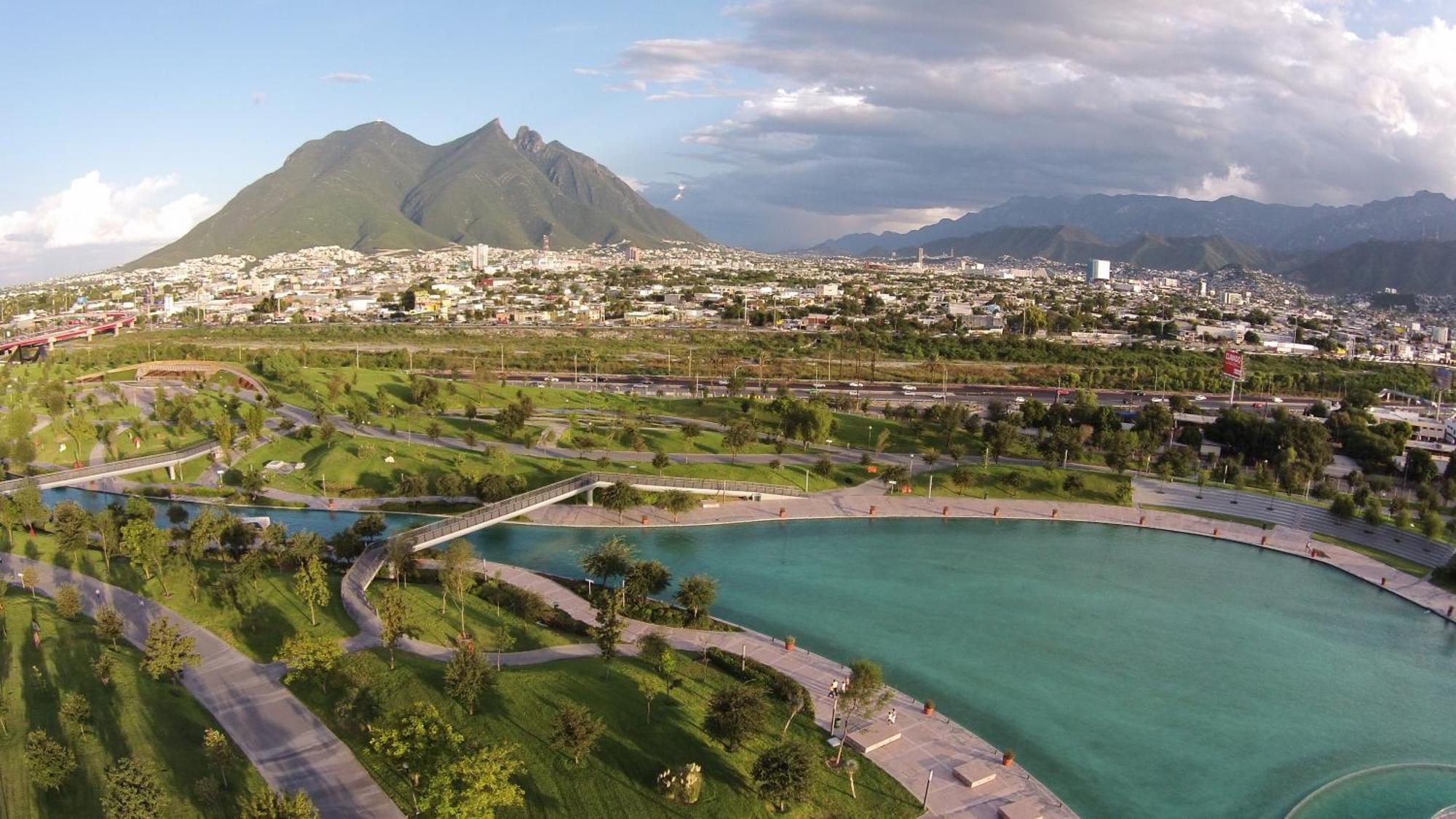Hoteles Antigua - Santa Lucia Mty Monterrey Eksteriør billede